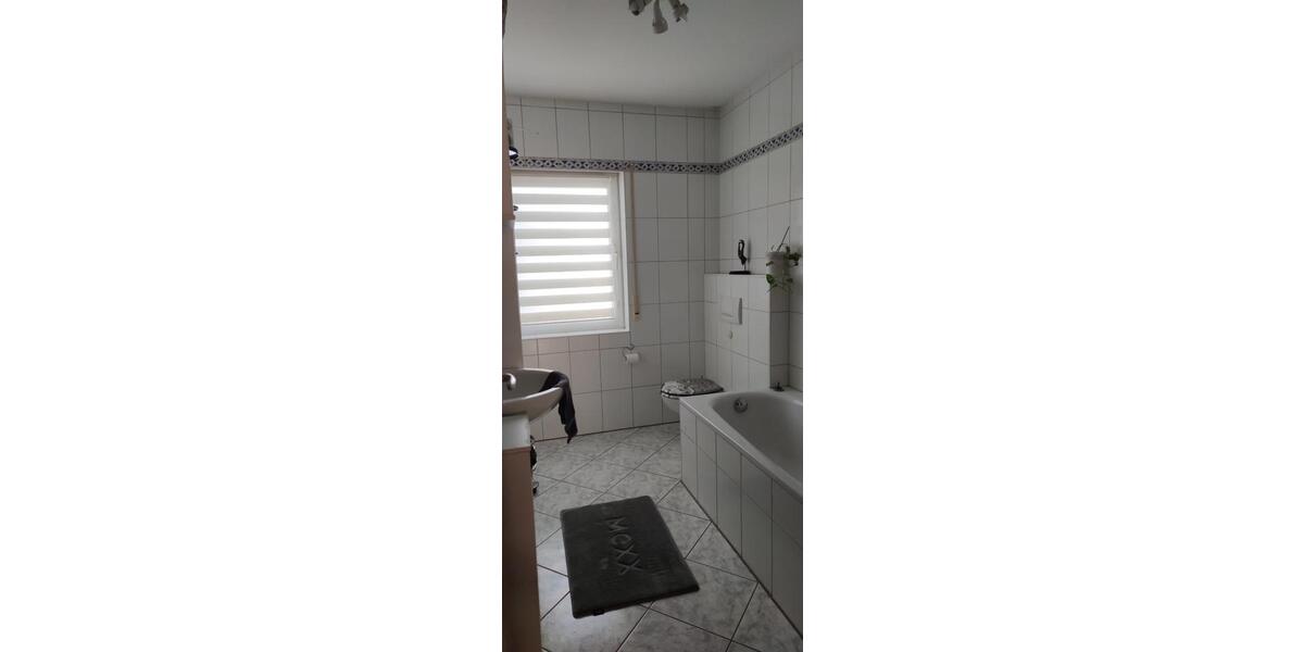 Erdgeschoßwohnung Wölfersheim - 3 Zimmer, 93 m&sup2;, 210.000&euro; | Angebot:26555445