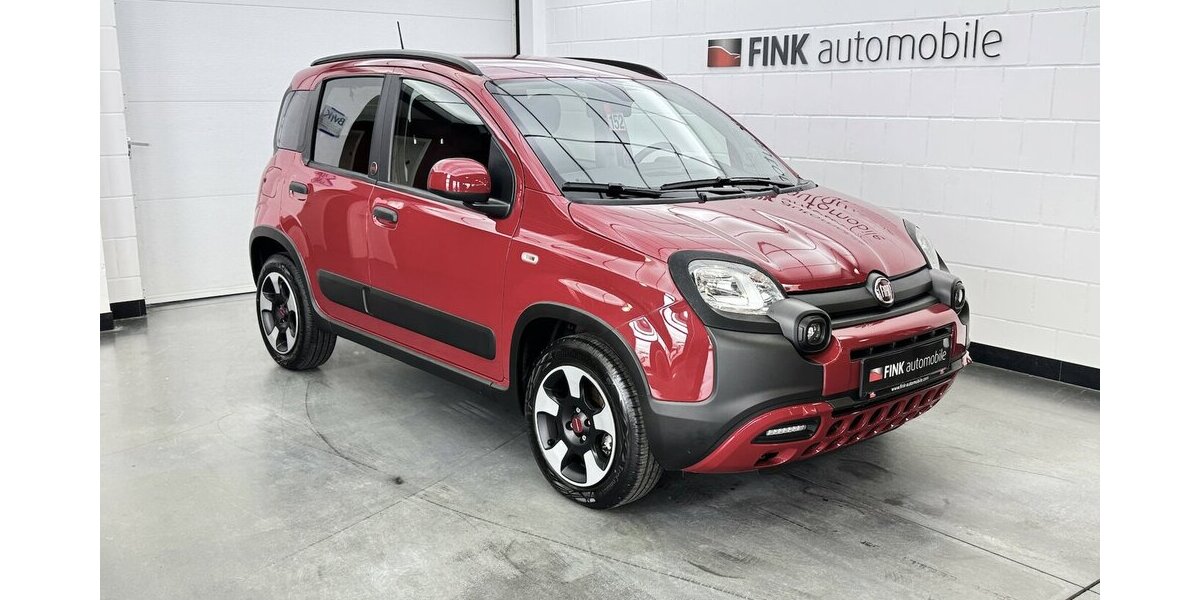 Fiat Panda Cross Red 1.0 Hybrid 1.Hand Neuwertig! 1.600 km 13.740 &euro; Lich 35423