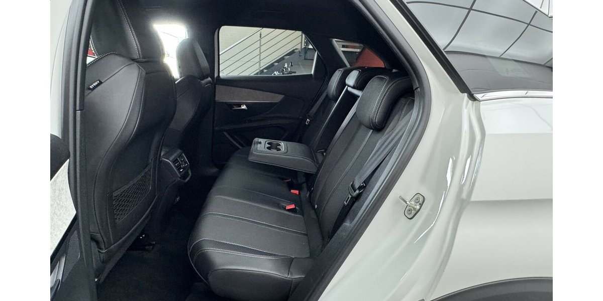 Peugeot 3008 GT 130 Puretech EAT8 1.Hand FULL LED 35.016 km 20.830 &euro; Lich 35423