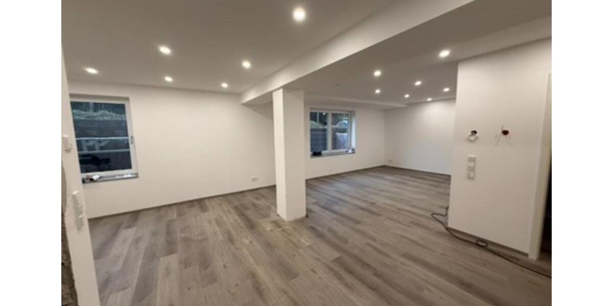 Etagenwohnung Solms - 2 Zimmer, 65 m&sup2;, 700&euro; | Angebot:25947897