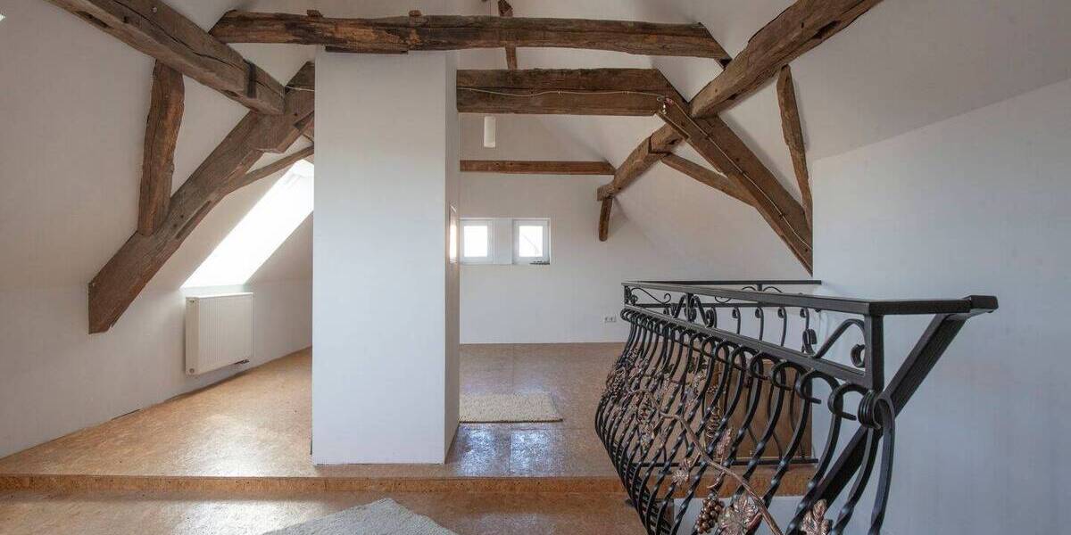 Einfamilienhaus Langgöns Oberkleen - 8 Zimmer, 227 m&sup2;, 295.000&euro; | Angebot:25695733