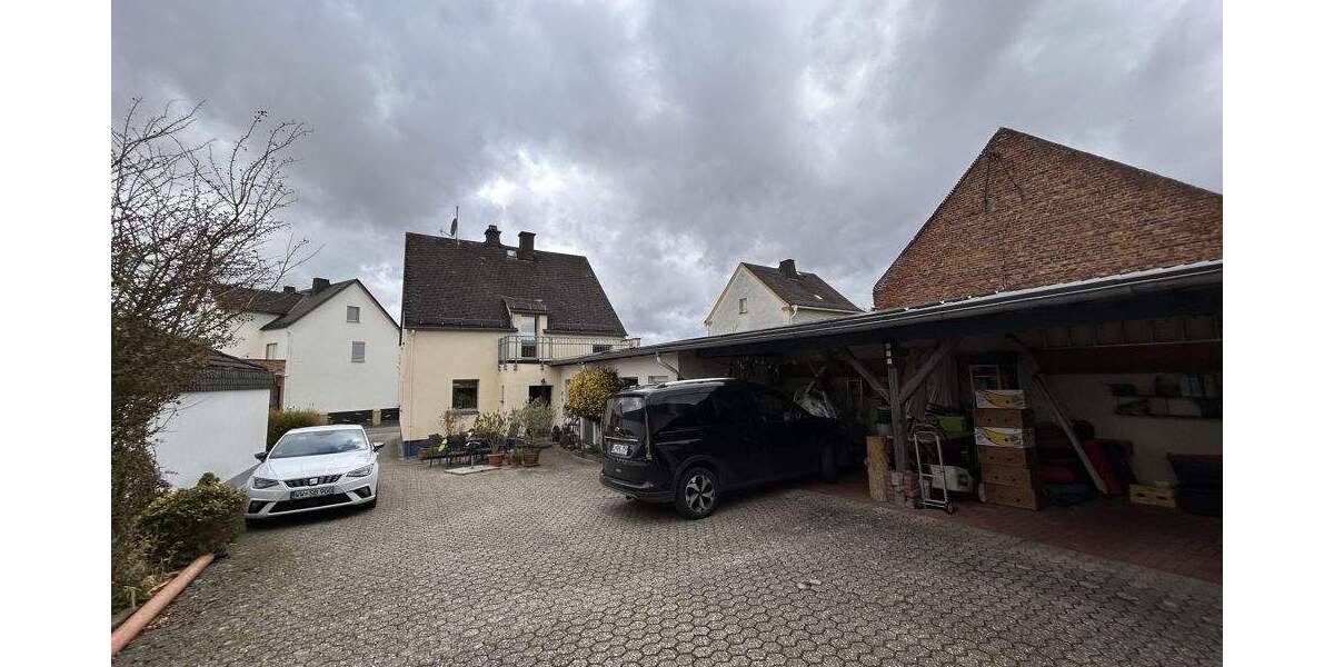 Einfamilienhaus Waldbrunn (Westerwald) / Hintermeilingen Hintermeilingen - 5 Zimmer, 136 m&sup2;, 275.000&euro; | Angebot:25820830