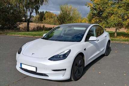 Tesla Model 3 78.500 km 30.500 &euro; Merenberg 35799