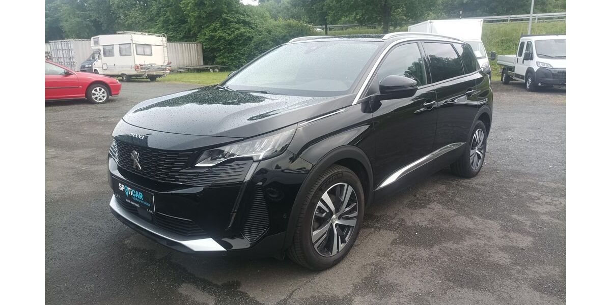Peugeot 5008 24.000 km 26.490 &euro; Giessen 35394