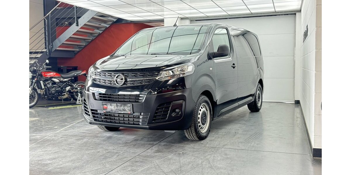 Opel Vivaro Cargo 1.5 D Edition M 1.Hand Sitzhzg 9.900 km 21.520 &euro; Lich 35423