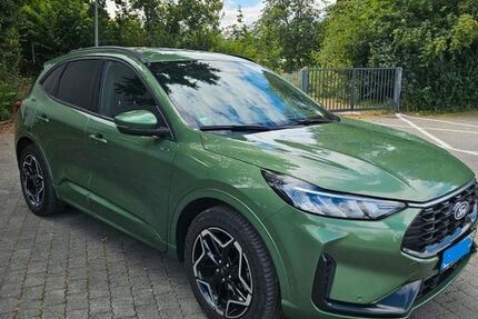 Ford Kuga 32.000 km 25.500 &euro; Wettenberg 35435
