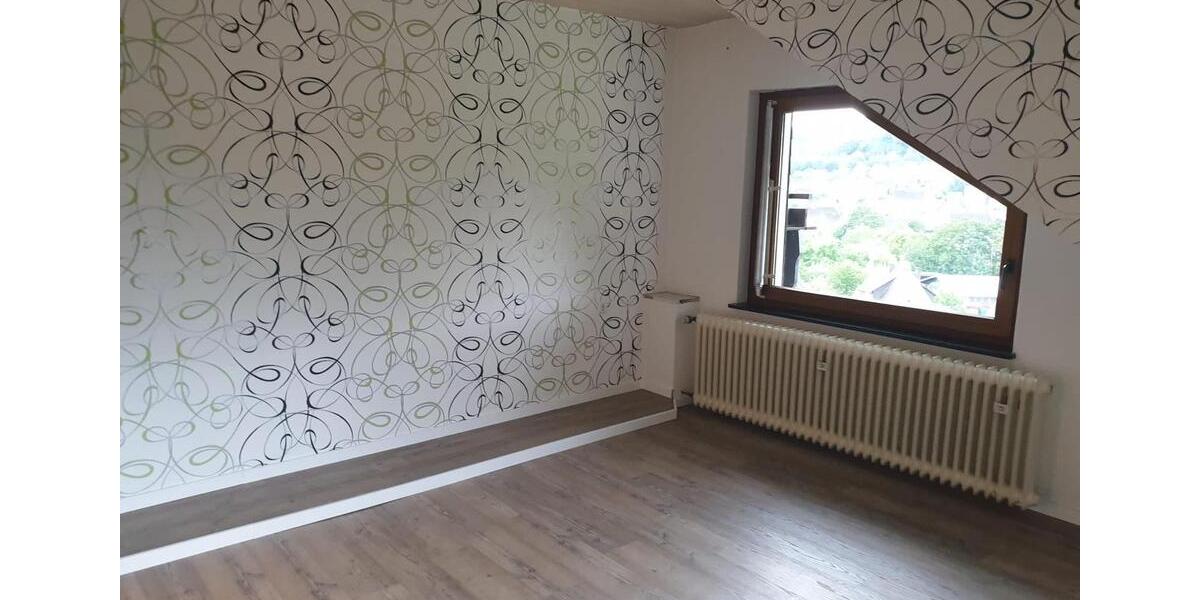 Doppelhaushälfte Dillenburg - 10 Zimmer, 227 m&sup2;, 199.900&euro; | Angebot:25678010