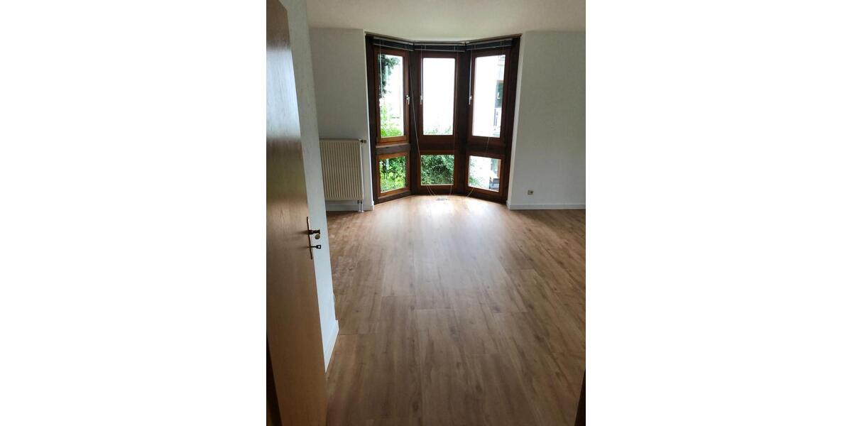 Etagenwohnung Herborn - 2 Zimmer, 75 m&sup2;, 650&euro; | Angebot:25962815