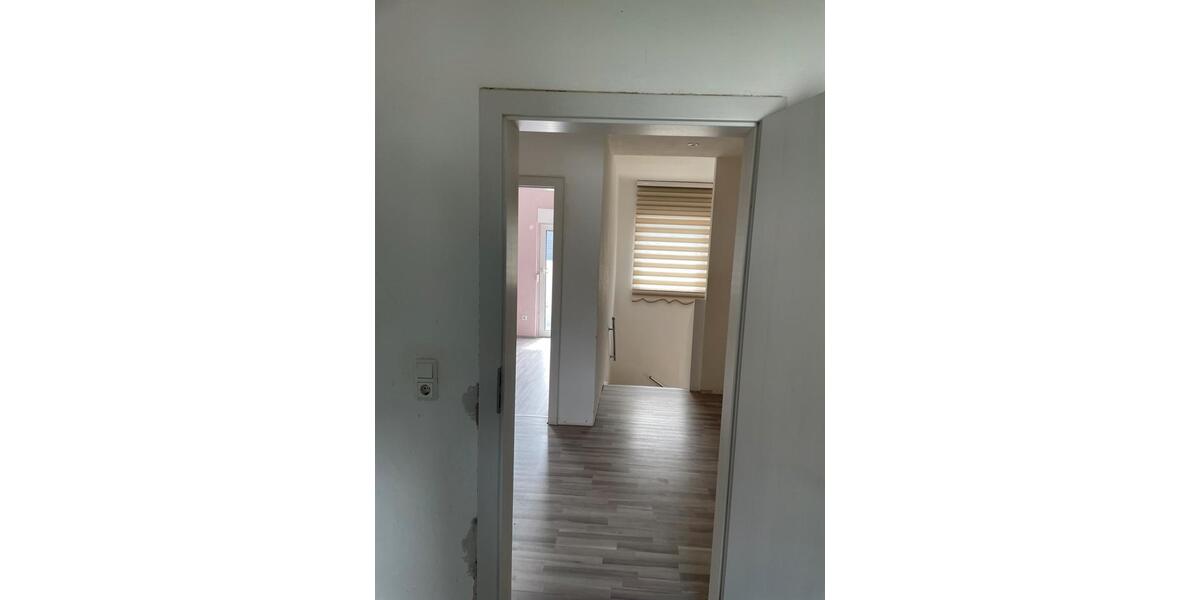 Einfamilienhaus Herborn - 6 Zimmer, 134 m&sup2;, 305.000&euro; | Angebot:26764193