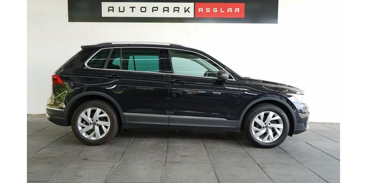 VW Tiguan 121.000 km 23.880 &euro; Asslar 35614