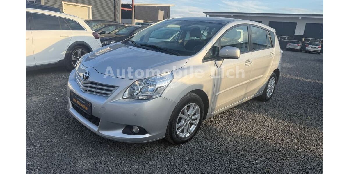 Toyota Verso 170.000 km 6.799 &euro; Lich 35423
