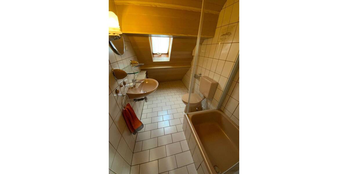 Einfamilienhaus Braunfels Bonbaden - 6 Zimmer, 183 m&sup2;, 198.500&euro; | Angebot:25731589