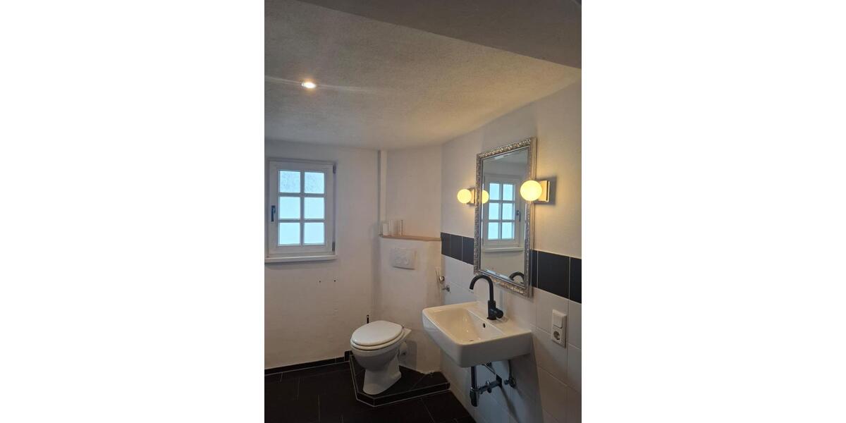 Einfamilienhaus Runkel - 7 Zimmer, 210 m&sup2;, 289.000&euro; | Angebot:25258962