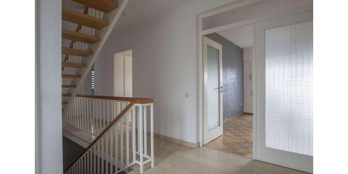 Einfamilienhaus Usingen - 6 Zimmer, 152 m&sup2;, 1.825&euro; | Angebot:25052887