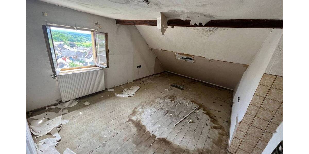 Mehrfamilienhaus, Wohnhaus Waldbrunn (Westerwald) / Fussingen Fussingen - 1 Zimmer, 250 m&sup2;, 85.000&euro; | Angebot:26155212