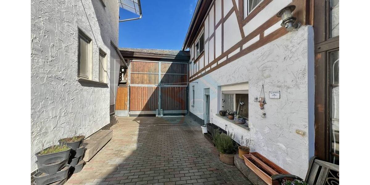 Einfamilienhaus Wölfersheim / Wohnbach Wohnbach - 1 Zimmer, 264 m&sup2;, 369.000&euro; | Angebot:26188584