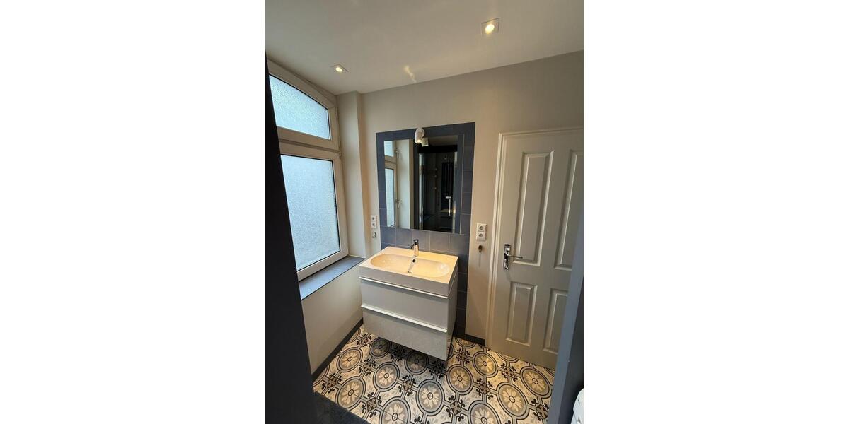 Etagenwohnung Gießen - 2 Zimmer, 85 m&sup2;, 1.170&euro; | Angebot:25483348