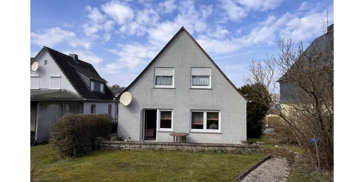 Einfamilienhaus Driedorf - 7 Zimmer, 153 m&sup2;, 179.000&euro; | Angebot:26015684