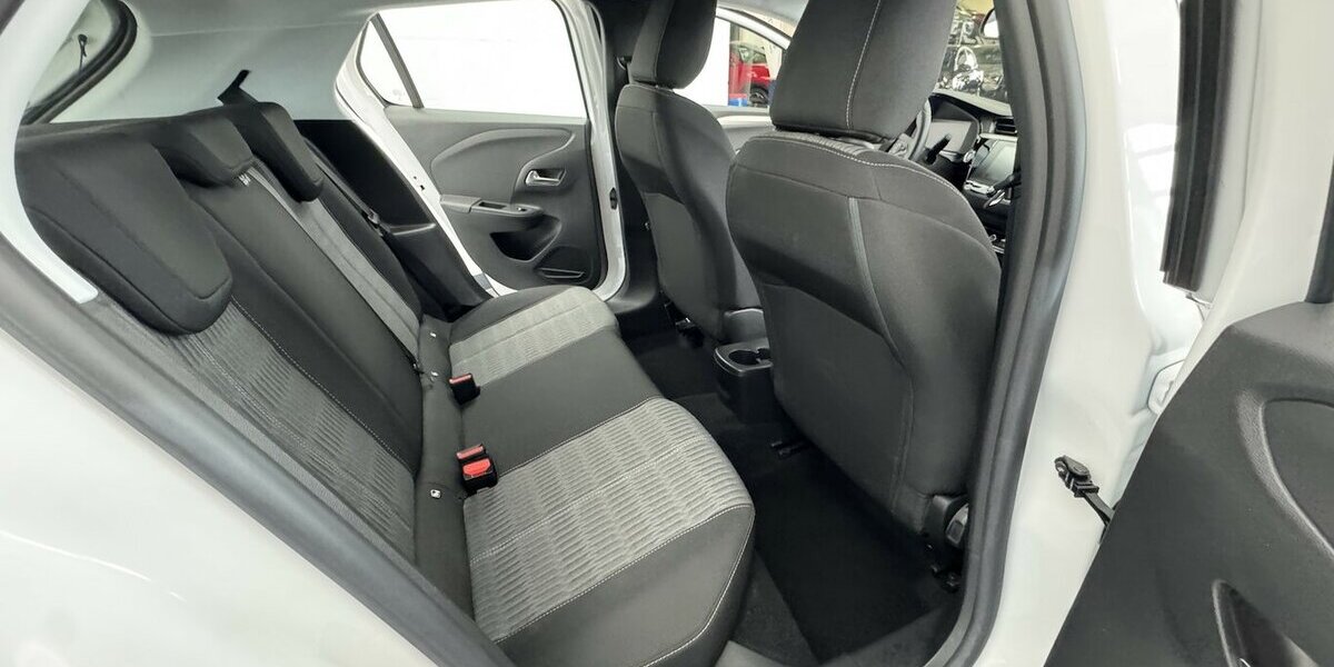 Opel Corsa e Edition 1.Hand 50 kWh Carplay Tempomat 30.900 km 14.220 &euro; Lich 35423