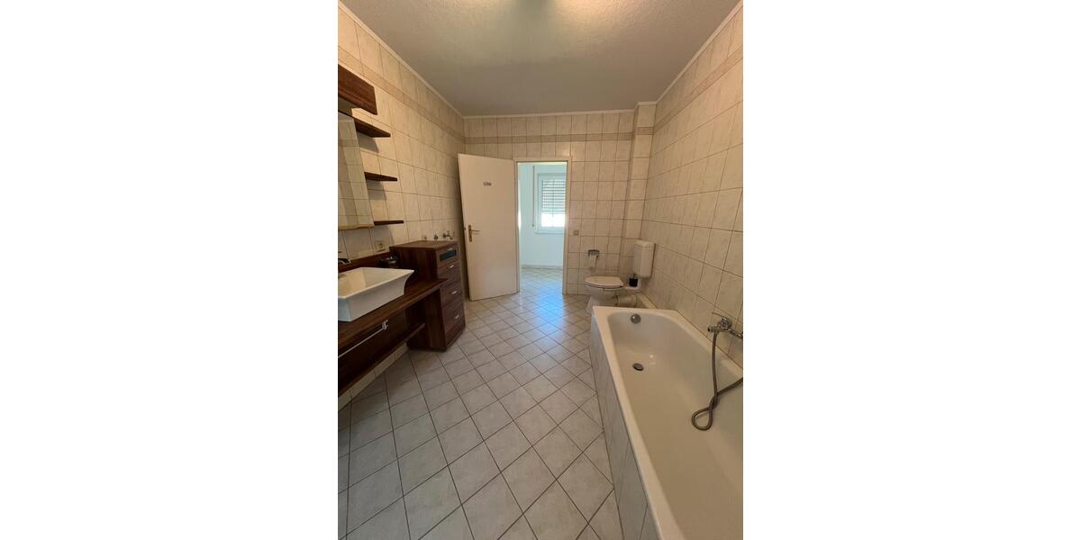 Einfamilienhaus Haiger - 7 Zimmer, 147 m&sup2;, 287.000&euro; | Angebot:22643689