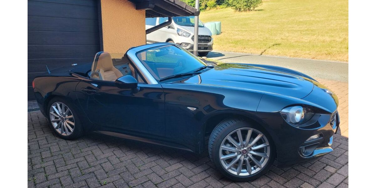 Fiat 124 Spider 14.990 km 20.880 &euro; Merenberg 35799