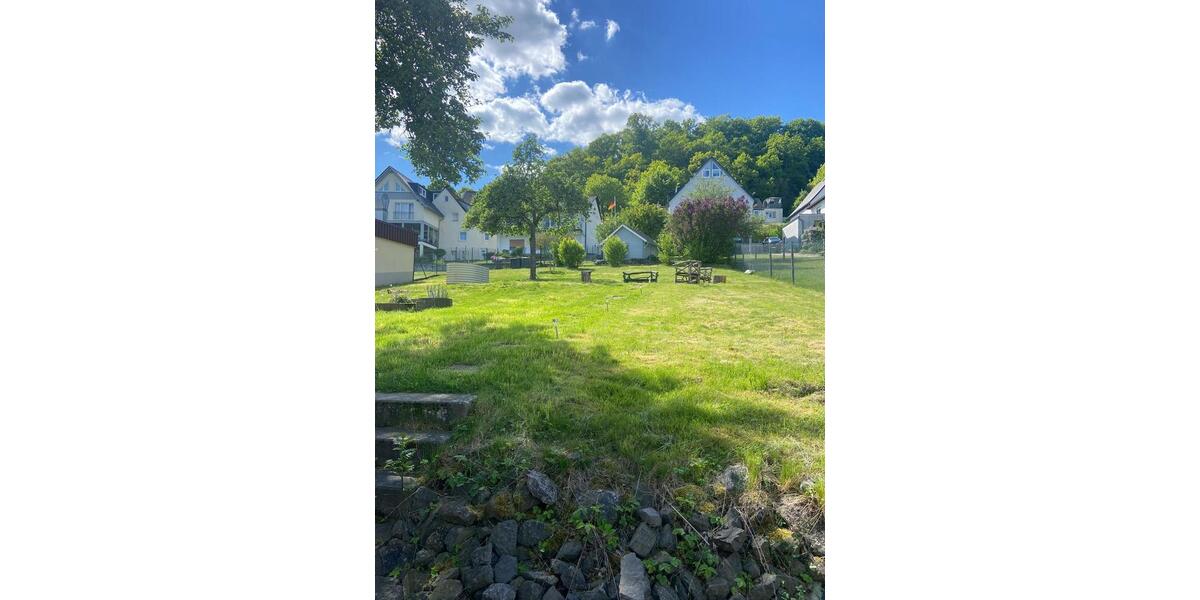 Einfamilienhaus Haiger - 7 Zimmer, 147 m&sup2;, 287.000&euro; | Angebot:22643689