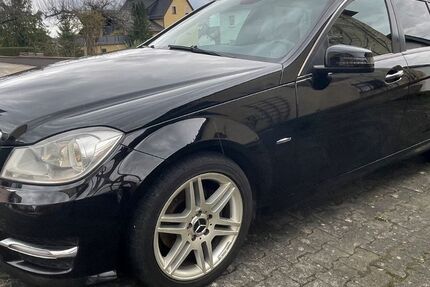 Mercedes-Benz C 180 235.000 km 6.400 &euro; Villmar 65606