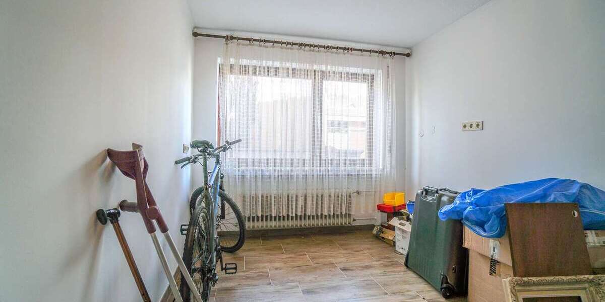 Kapitalanlage: Wohn - und Gewerbeobjekt mit 5 Einheiten in Herborn OT - Mehrfamilienhaus, Wohnhaus Herborn | Angebot:27191513