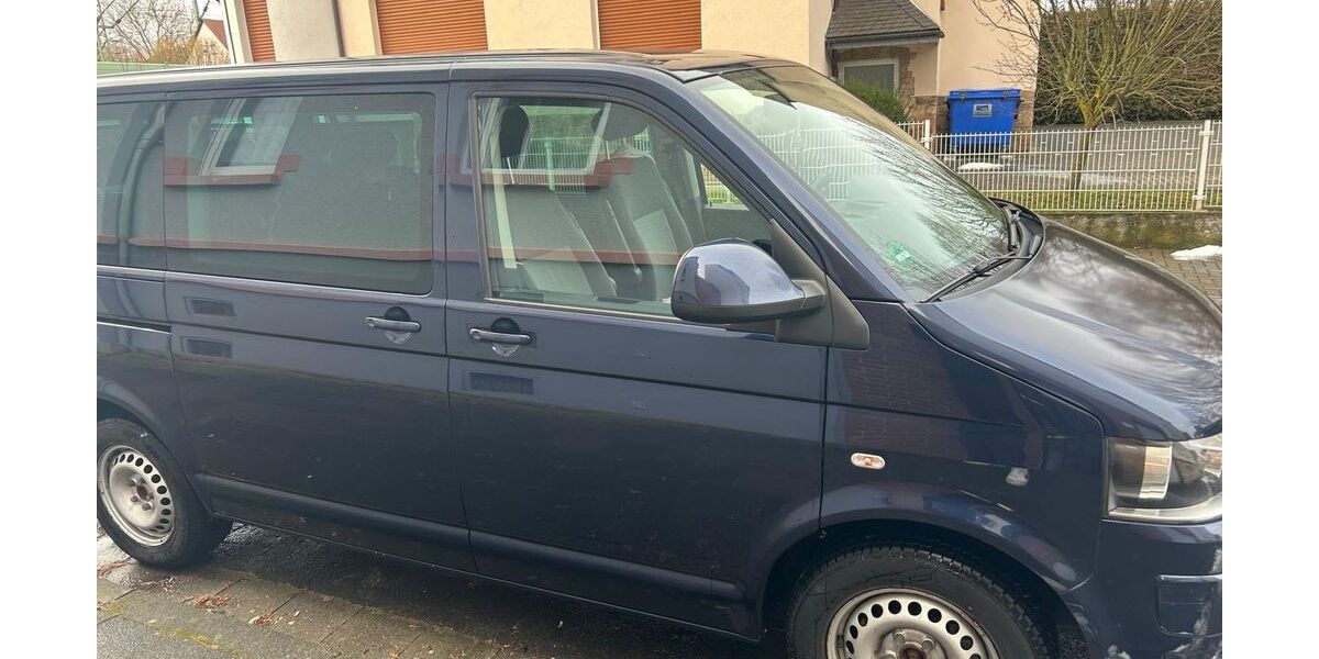 VW T5 Caravelle 241.871 km 11.750 &euro; Münzenberg-Gambach 35516