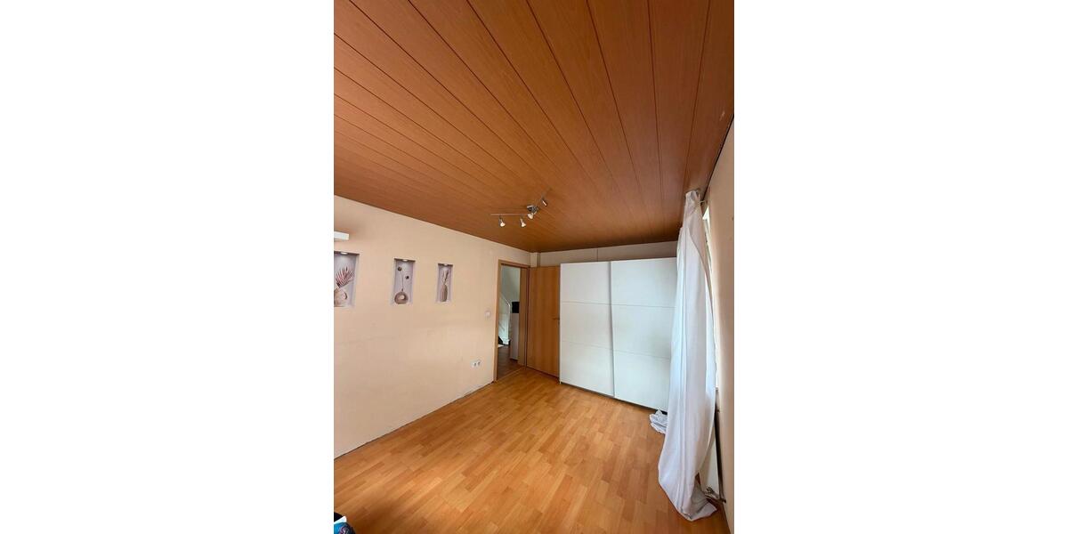 Mehrfamilienhaus, Wohnhaus Biebertal - 7 Zimmer, 180 m&sup2;, 525.000&euro; | Angebot:26940661