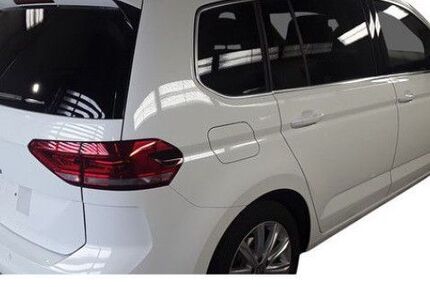 VW Touran 5.300 km 37.990 &euro; Butzbach 35510