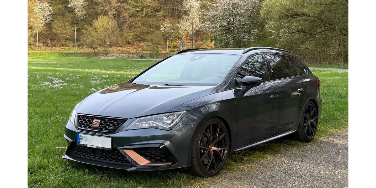 Seat Leon 90.050 km 25.900 &euro; Wetzlar 35582