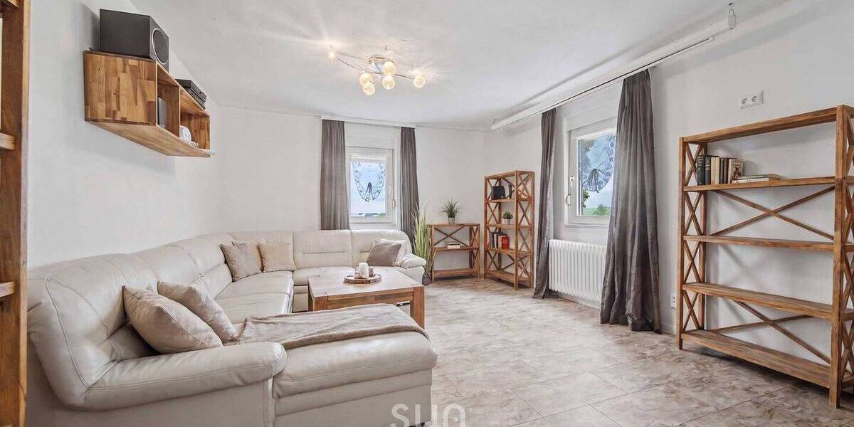 Einfamilienhaus Butzbach Fauerbach - 8 Zimmer, 232 m&sup2;, 410.000&euro; | Angebot:26797841
