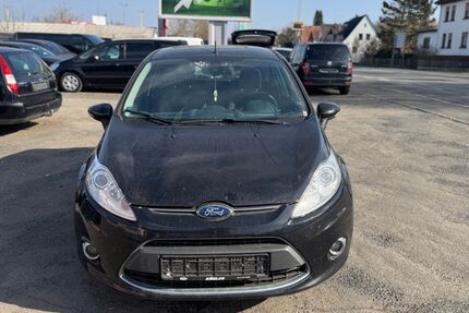 Ford Fiesta 176.517 km 4.400 &euro; Hungen 35410
