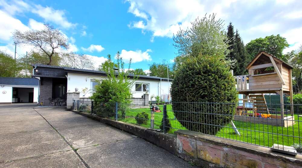 Einfamilienhaus Gießen Wieseck - 8 Zimmer, 228 m&sup2;, 545.000&euro; | Angebot:25898230