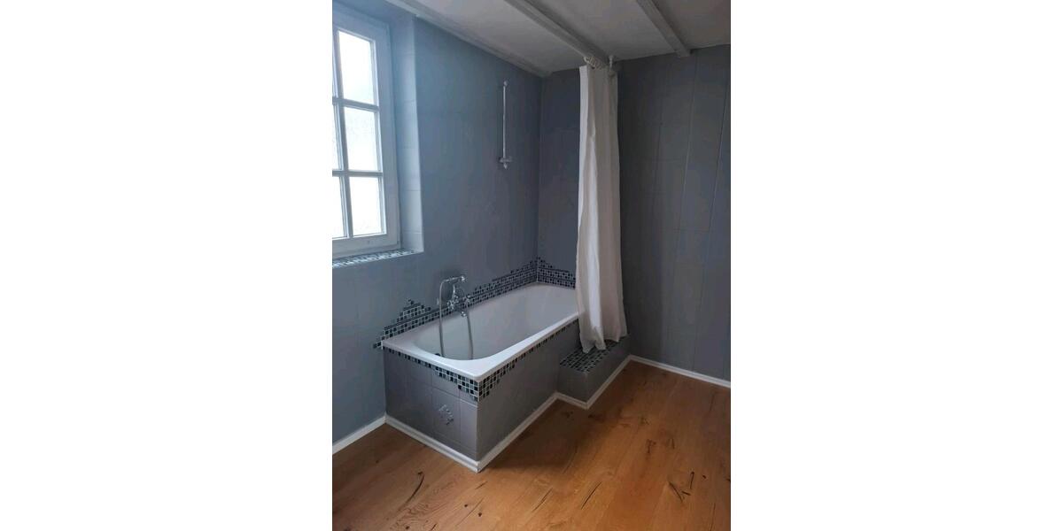 Einfamilienhaus Runkel - 7 Zimmer, 210 m&sup2;, 289.000&euro; | Angebot:26398152