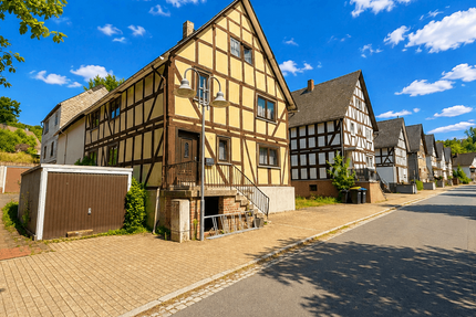 Haus Dillenburg - 10 Zimmer, 140 m&sup2;, 99.000&euro; | Angebot:27332071