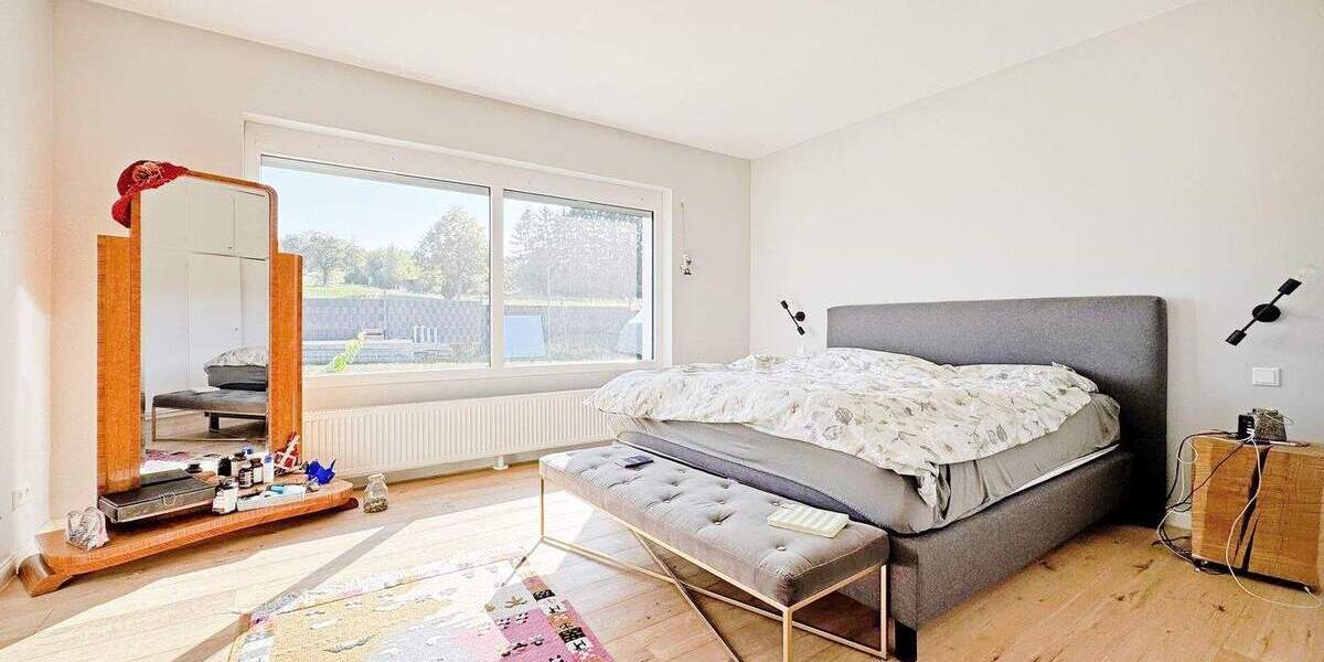 Einfamilienhaus Wehrheim - 5 Zimmer, 177 m&sup2;, 1.490.000&euro; | Angebot:25801801