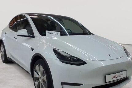 Tesla Model Y 136.791 km 28.990 &euro; Fernwald-Steinbach 35463