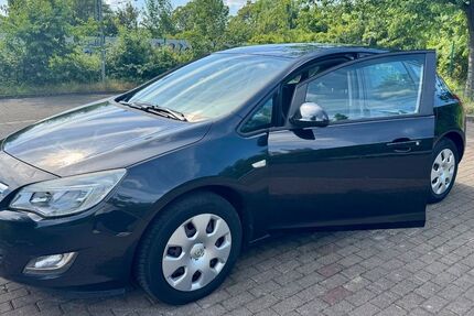 Opel Astra 155.000 km 3.750 &euro; Bad Nauheim 61231
