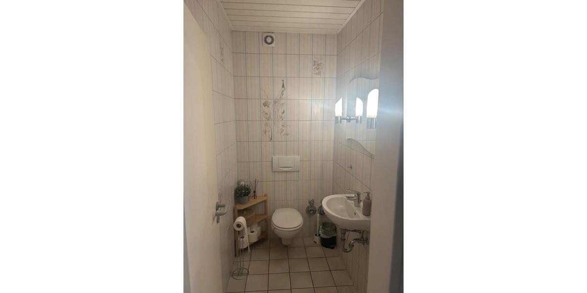 Etagenwohnung Gießen - 2 Zimmer, 70 m&sup2;, 890&euro; | Angebot:26581597