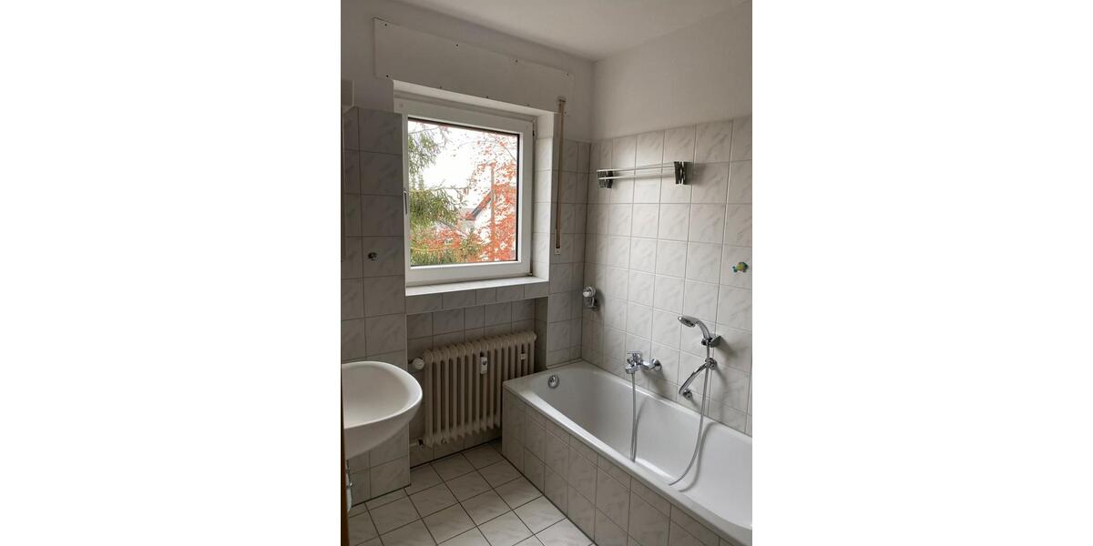 Etagenwohnung Neu-Anspach Anspach - 3 Zimmer, 83 m&sup2;, 239.000&euro; | Angebot:25635514