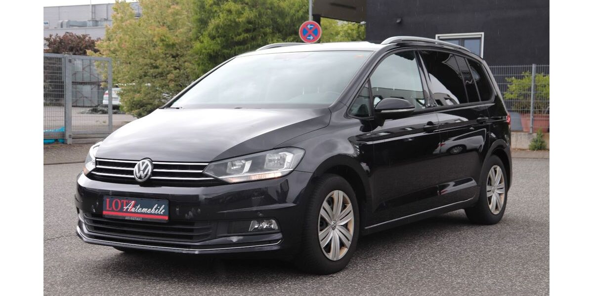 VW Touran 203.916 km 12.990 &euro; Lollar 35457
