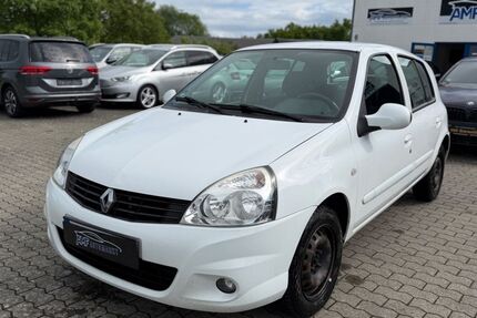 Renault Clio 205.000 km 2.299 &euro; Löhnberg 35792