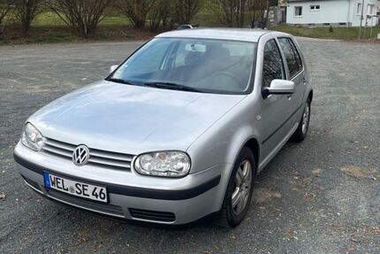 VW Golf 164.000 km 699 &euro; Weilburg 35781