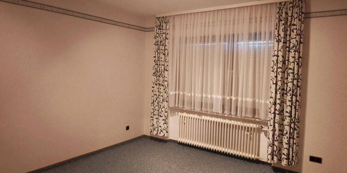 Einfamilienhaus Mengerskirchen-Dillhausen Dillhausen - 8 Zimmer, 283 m&sup2;, 512.000&euro; | Angebot:26023384