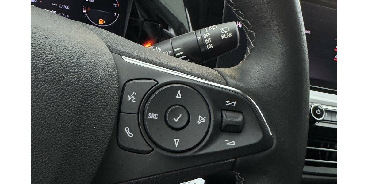 Opel Grandland GS Line 1.2 Turbo 130 LED Carplay Navi 8.700 km 19.840 &euro; Lich 35423