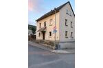 Mehrfamilienhaus, Wohnhaus Villmar - 8 Zimmer, 180 m&sup2;, 95.000&euro; | Angebot:26610212