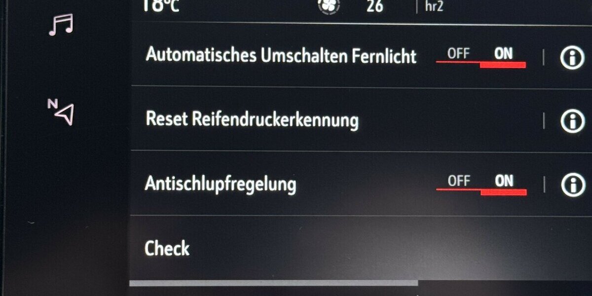 Opel Corsa e Edition 1.Hand 50 kWh Carplay Tempomat 13.400 km 14.620 &euro; Lich 35423