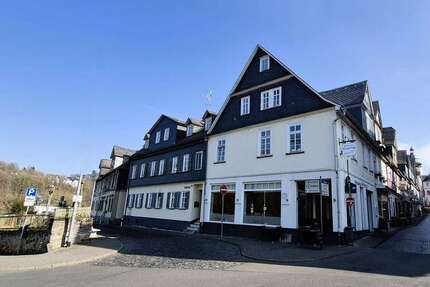 Haus Weilburg - 16 Zimmer, 350 m&sup2;, 949.000&euro; | Angebot:19904570